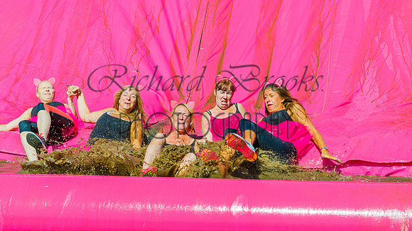 Muddy 5K Run-Race For Life ©Richard Brooks Photography