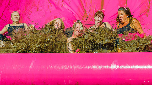 Muddy 5K Run-Race For Life ©Richard Brooks Photography