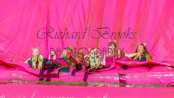 Muddy 5K Run-Race For Life ©Richard Brooks Photography
