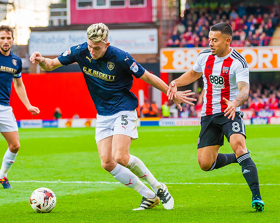 Brentford 0 Vs Barnsley 2 ©Richard Brooks -7410