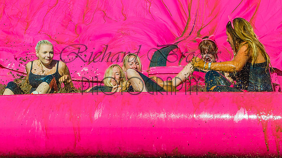 Muddy 5K Run-Race For Life ©Richard Brooks Photography