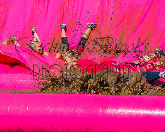 Muddy 5K Run-Race For Life ©Richard Brooks Photography