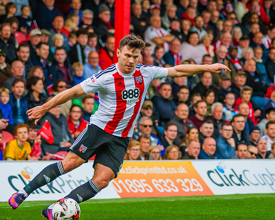 Brentford 0 Vs Barnsley 2 ©Richard Brooks -7088